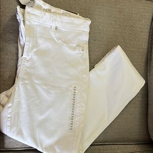 American Eagle Outfitters White Skinny Jeans